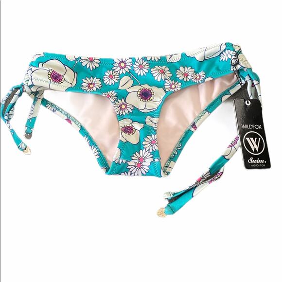 Wildfox Swim Bikini Ruched Bottom - Picture 4 of 7